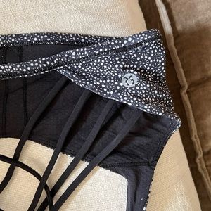 Floral lulu sports bra. Hung dry only. Size 6